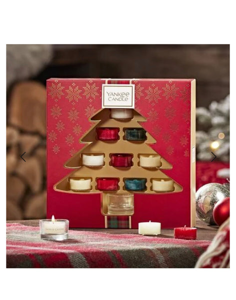 Yankee Candle Alpine Christmas Gift Set - 10 Tealights & 1 Holder